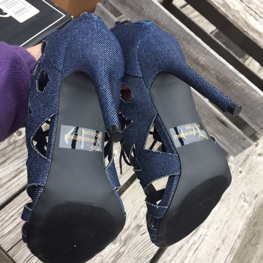 Qupid Sz 6 Blue Denim Lace-Up Heeled Sandals! NEW! - Picture 6 of 9